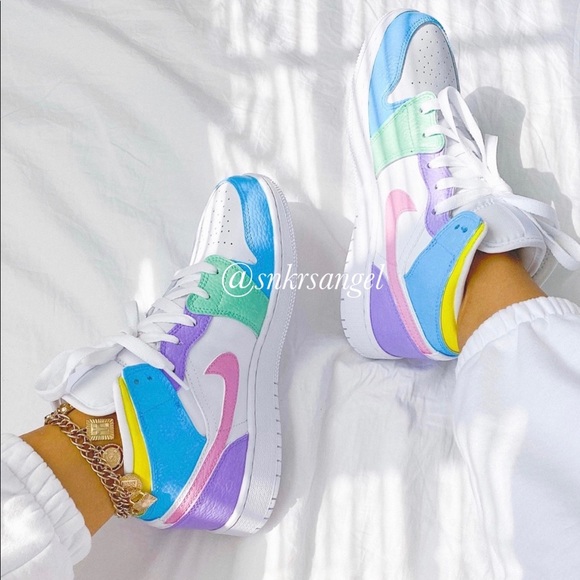 Nike Colorful Custom Air Jordan 1 mid - Picture 2 of 2